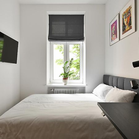 Fantastic Studio Apartment In The Heart Of Рига Экстерьер фото