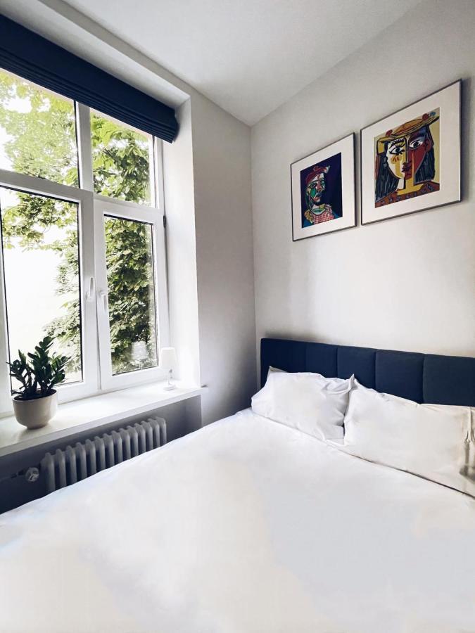 Fantastic Studio Apartment In The Heart Of Рига Экстерьер фото