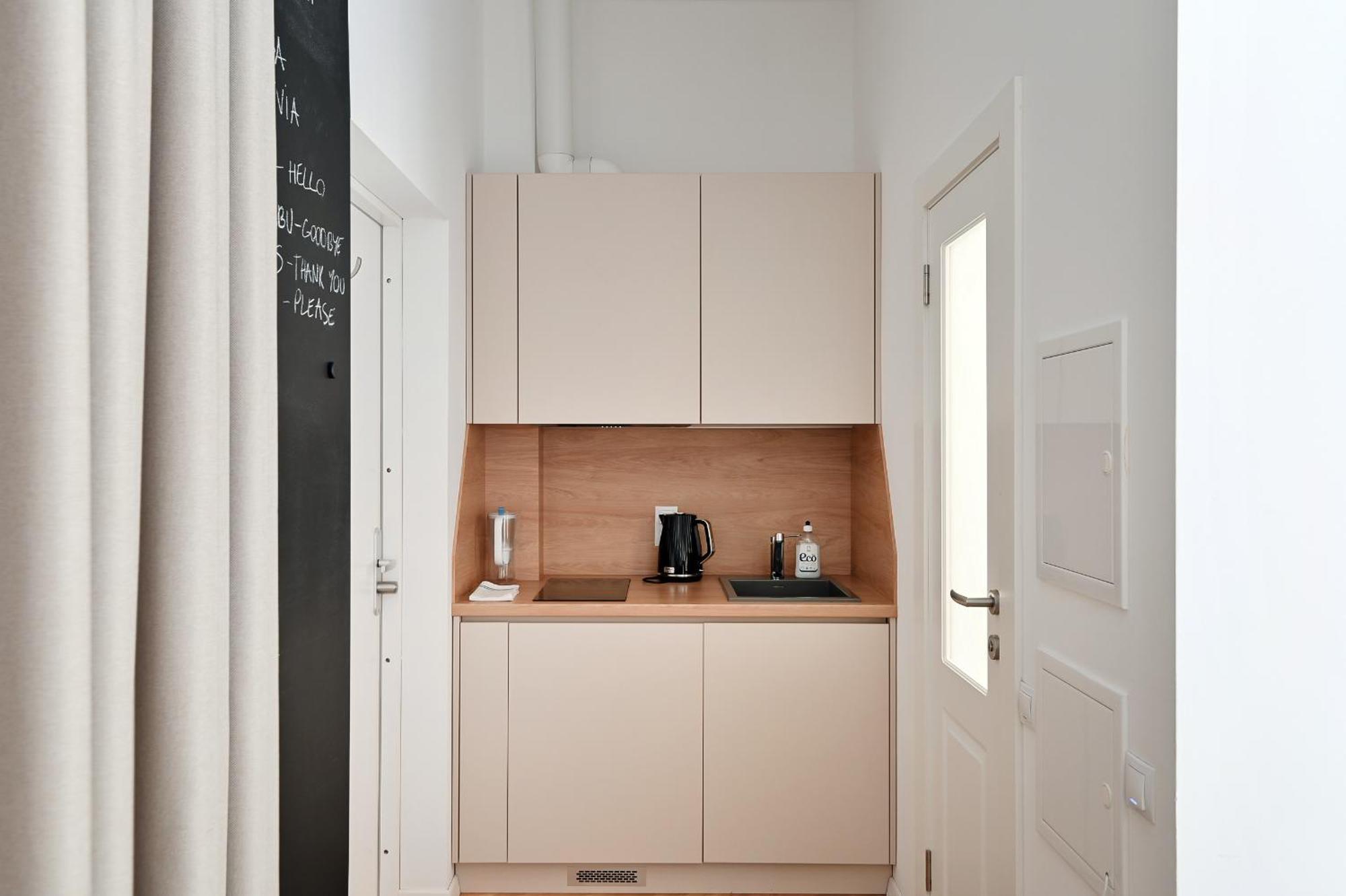 Fantastic Studio Apartment In The Heart Of Рига Экстерьер фото